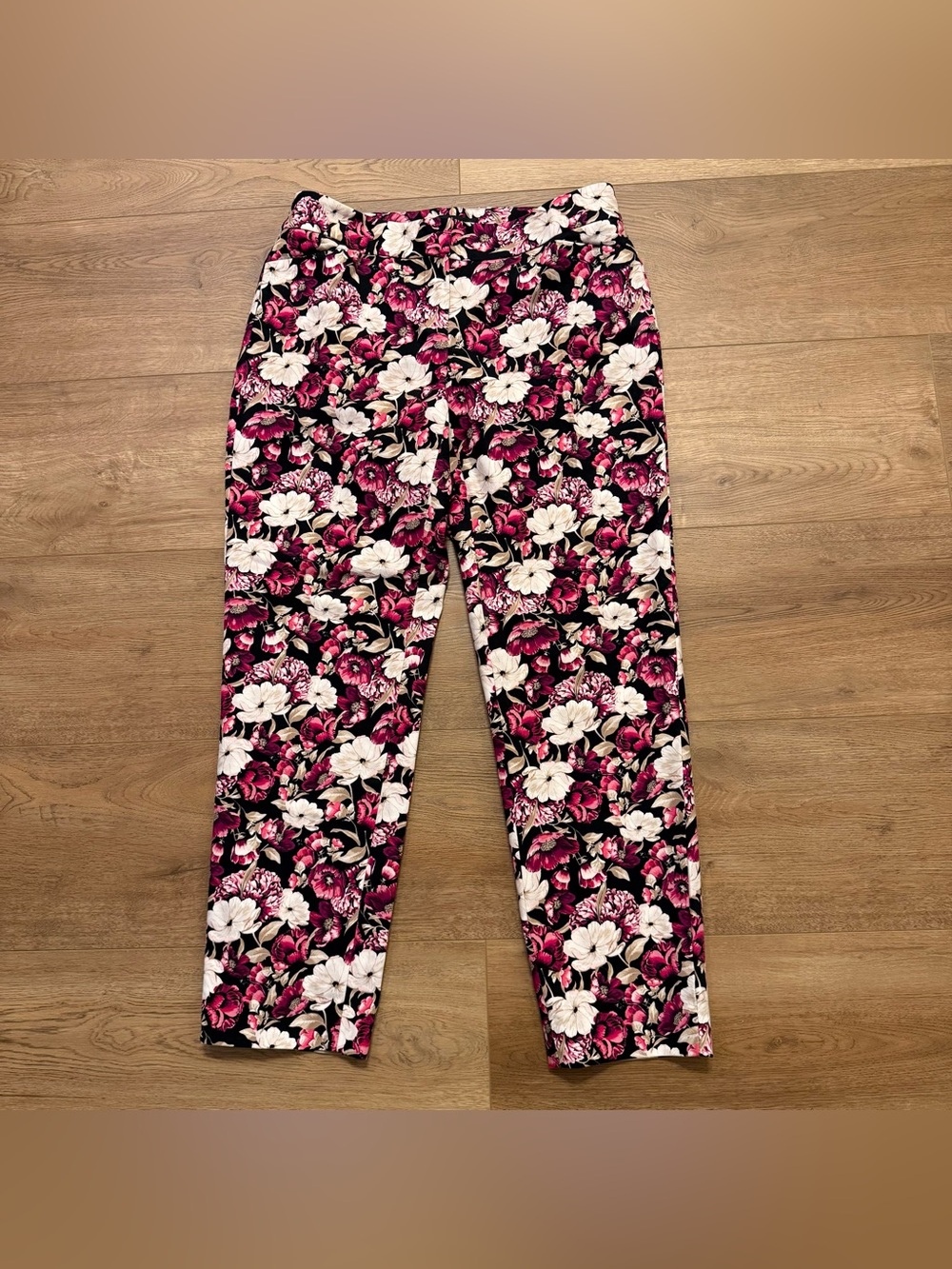 NWOT White House Black Market WHBM VIBRANT Floral Print Slim Ankle Pants, Sz. 2R